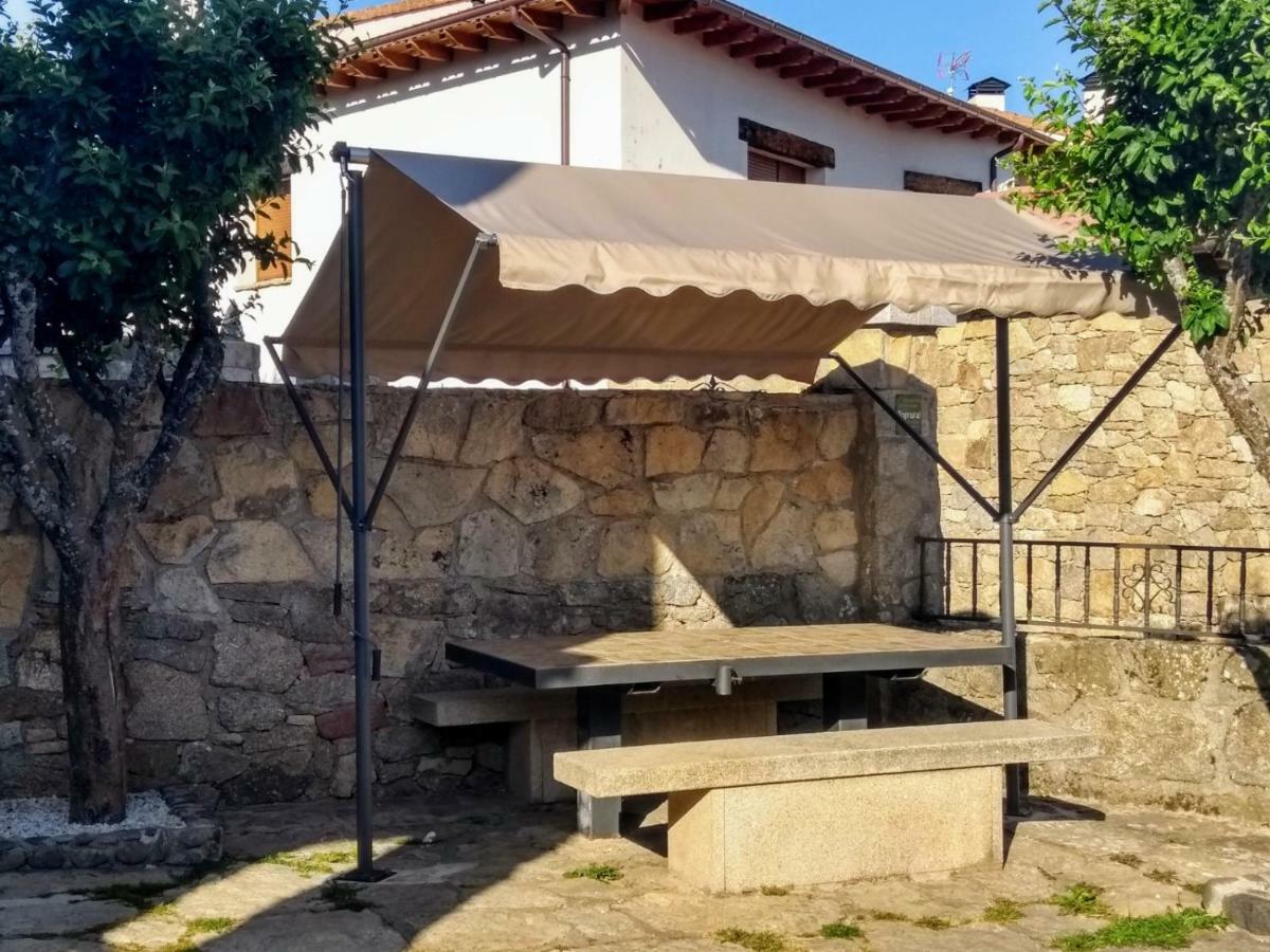 Вилла Tinao De Gredos Барахас-де-Гредос Экстерьер фото