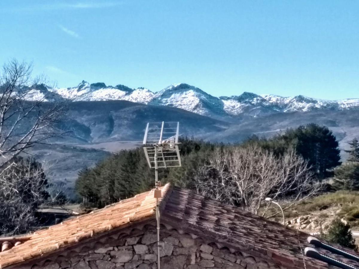 Вилла Tinao De Gredos Барахас-де-Гредос Экстерьер фото
